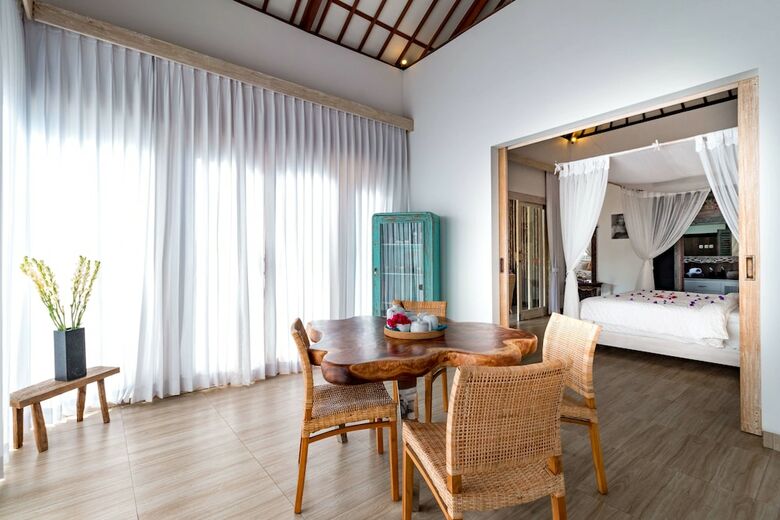 Hotel Luxury Aliya Villas