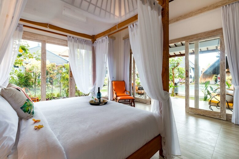 Hotel Luxury Aliya Villas