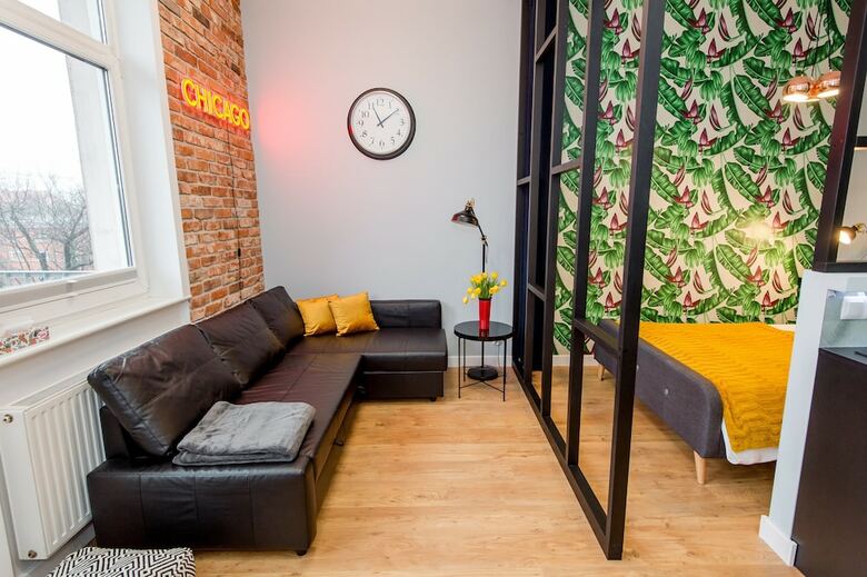 Hotel Bliss Apartments Chicago