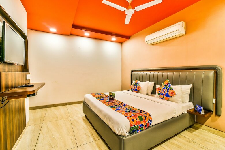 Fabhotel Jass Hospitality Sector 43