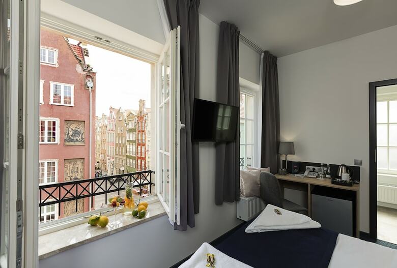 Hotel Fama Residence