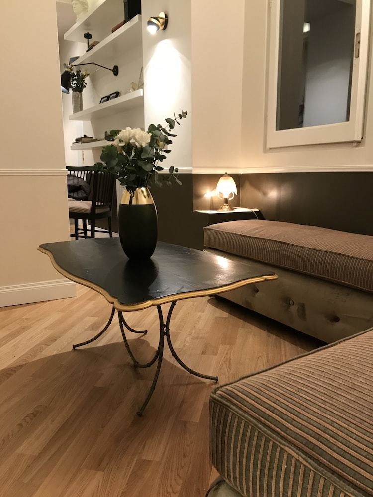 Mia Al Pantheon Luxury Suites