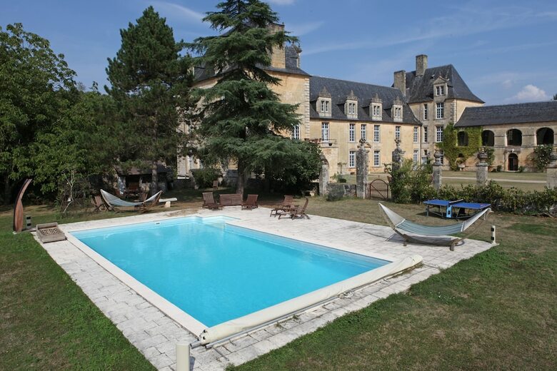 Chateau de Sauveboeuf B&B