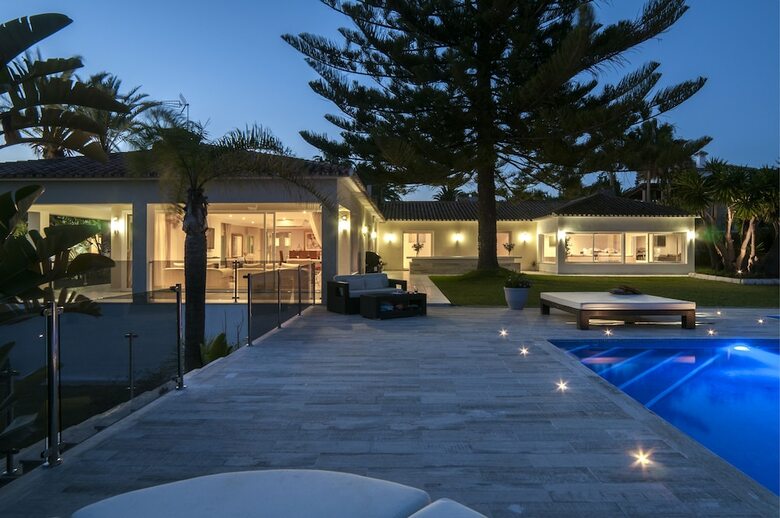 Exclusive 5star Sea View Villa Elviria