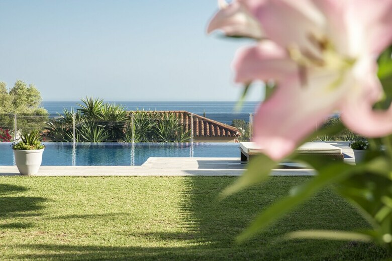 Exclusive 5star Sea View Villa Elviria