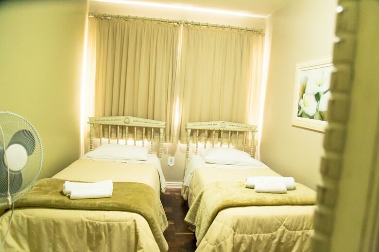 Hotel.com