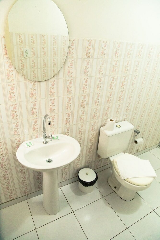 Hotel.com