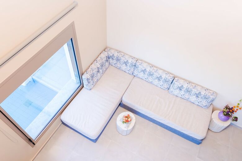 Mon Emvasia Margarites Villas