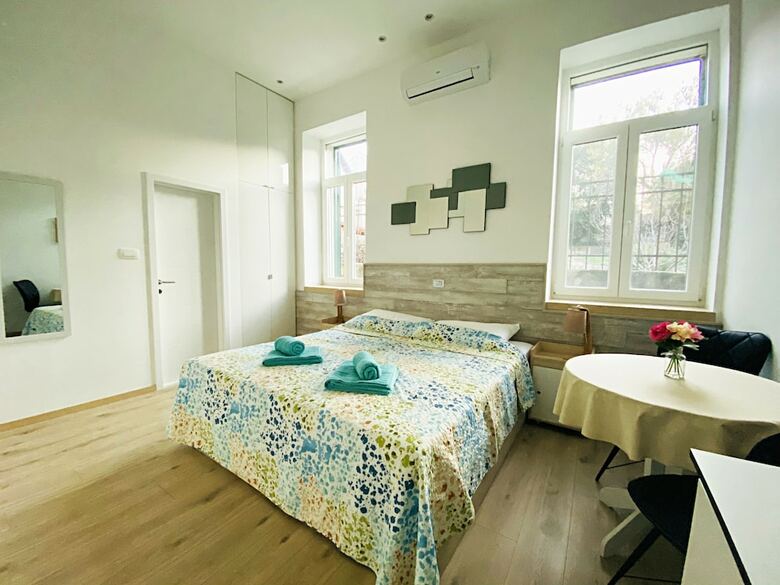 Hotel Studio Rose On Rokova Street -