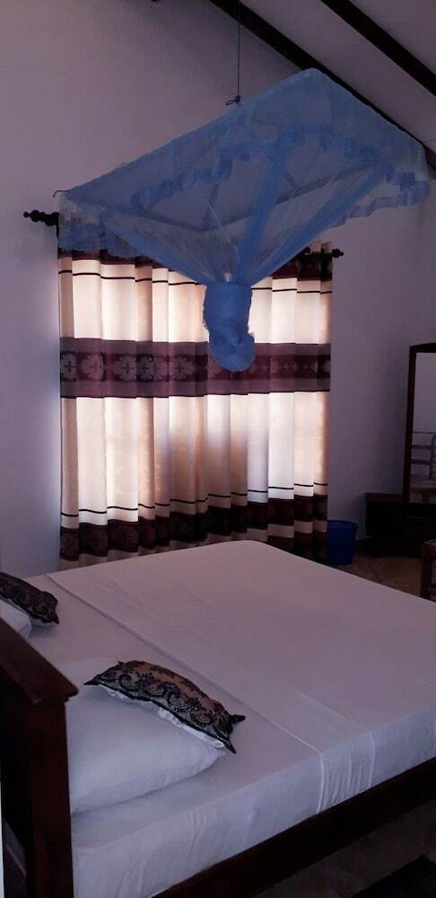 Hotel Royal Beach Villa