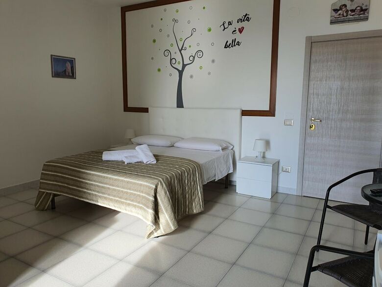B&B Pizzomunno E Cristalda Rooms