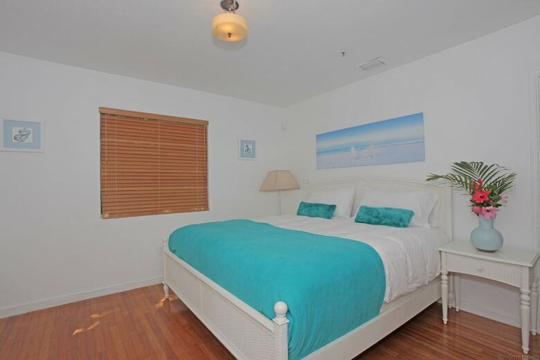 Villa The South Beach Party House