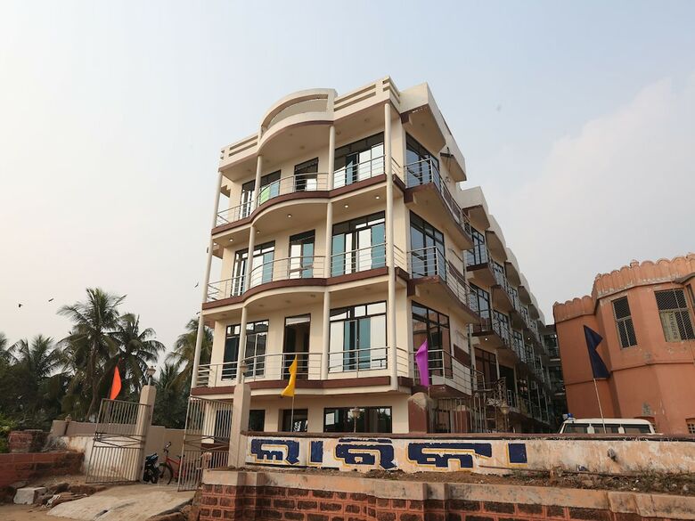 Oyo 28314 Hotel Larica