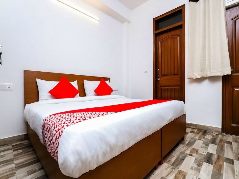 Hotel Oyo Flagship 16840 Sky Height Residency
