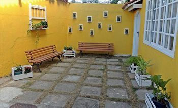 Hostal Btuga Guest House