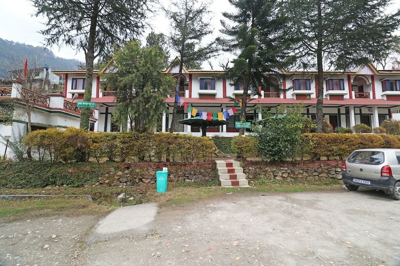 Hotel Oyo 26232 Mahima Resorts