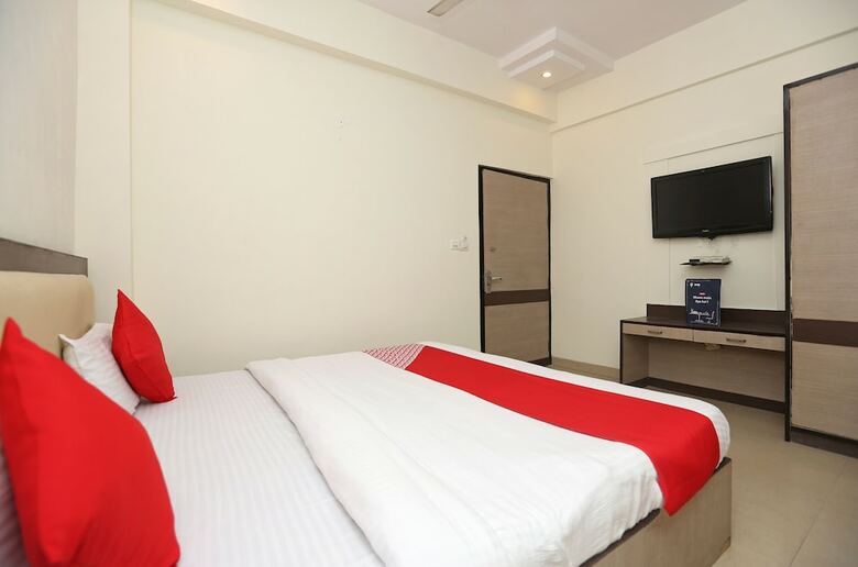 Oyo 19459 Hotel The Kamta
