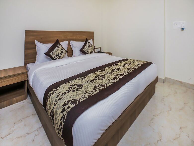 Oyo 22235 Hotel Ryan Residency