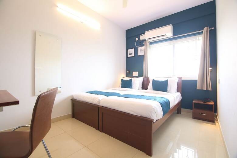 Hotel Oyo 23042 Silverkey P&p Comforts