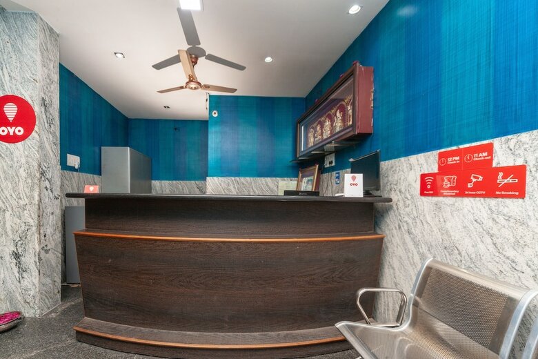 Hotel Oyo 5807 Palar Residency