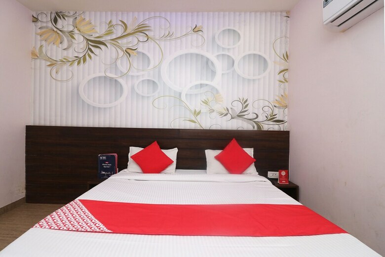 Oyo 22826 Hotel Sheltear & Resturant
