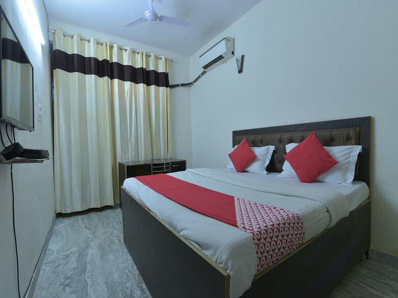 Hotel Oyo 24989 Voyage Hospitality
