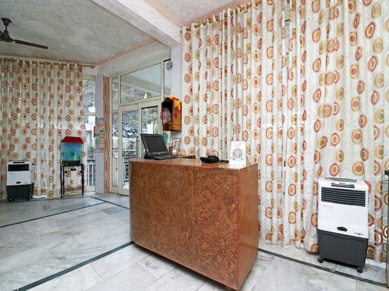 Hotel Oyo 27935 Riverview Resort