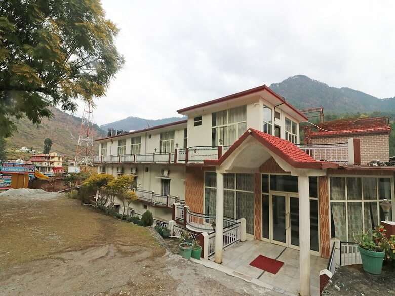 Hotel Oyo 27935 Riverview Resort