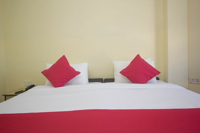 Hotel Oyo 23578 Gompus
