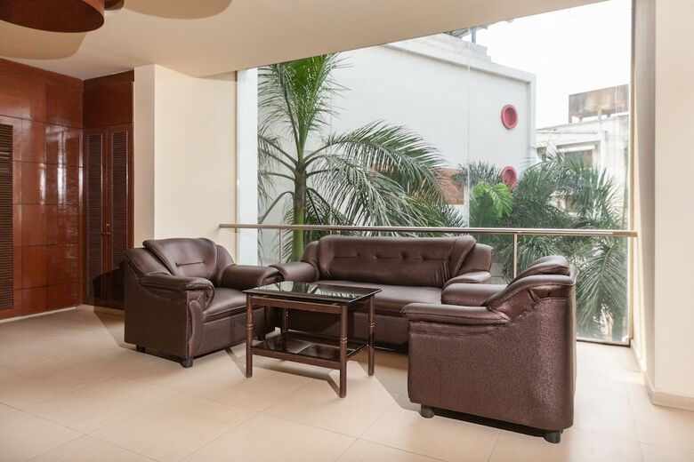 Hotel Oyo 2527 Lake View Park