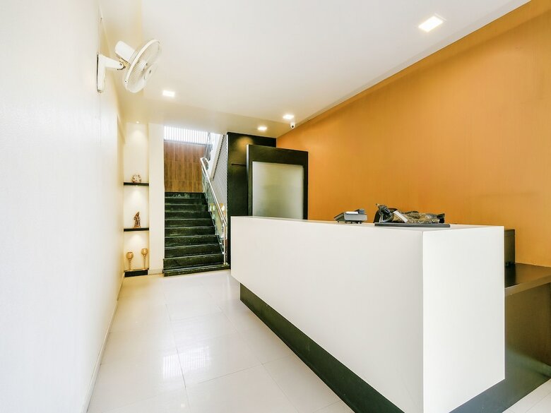 Hotel Oyo 7057 Global Inn