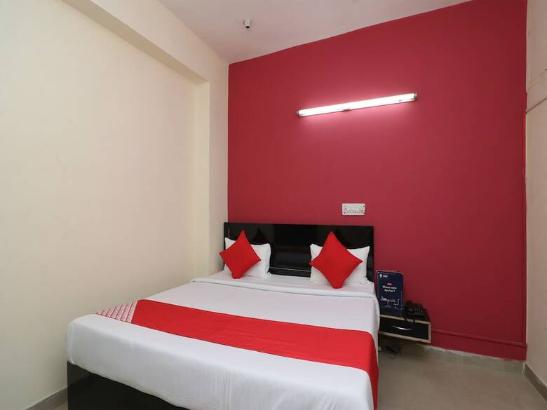 Hotel Oyo 26782 Mehak Palace