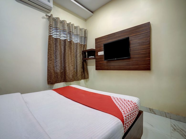 Hotel Oyo 27630 Capital Residency
