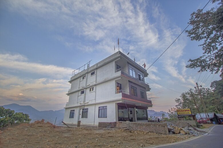 Oyo 28105 Hotel Blue Sapphire