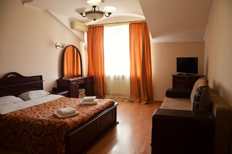 Sunhotel