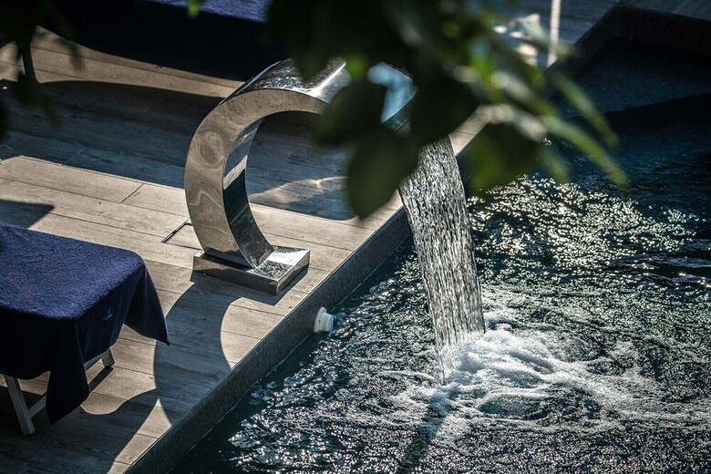Maji Como Lake Apartments
