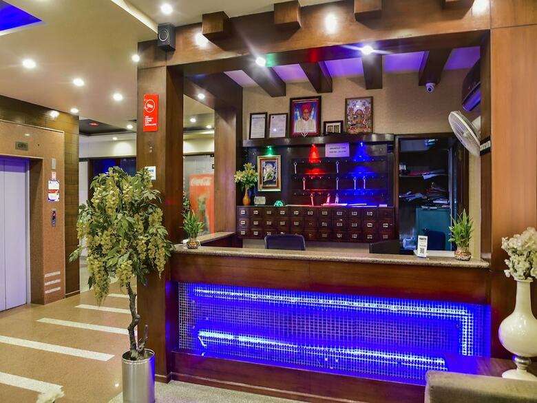 Oyo 6296 Hotel Park Avenue
