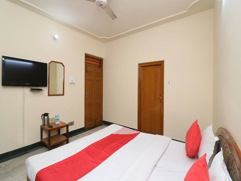 Oyo 2468 Hotel Bikaner