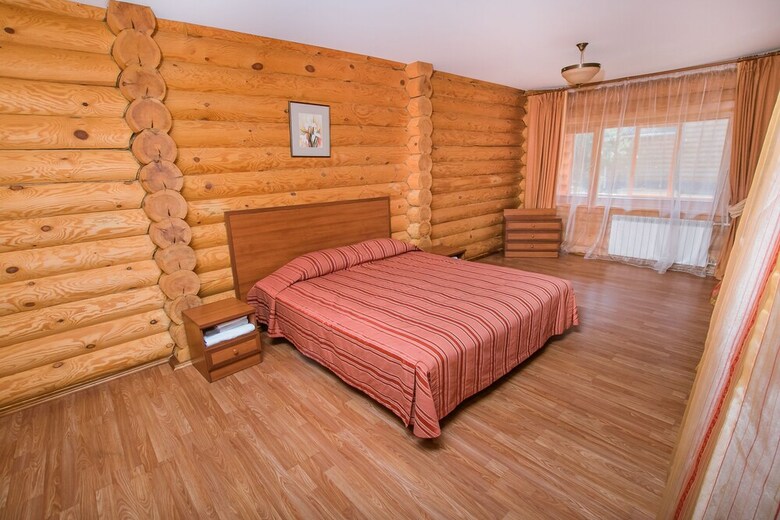 Takmak Spa Hotel