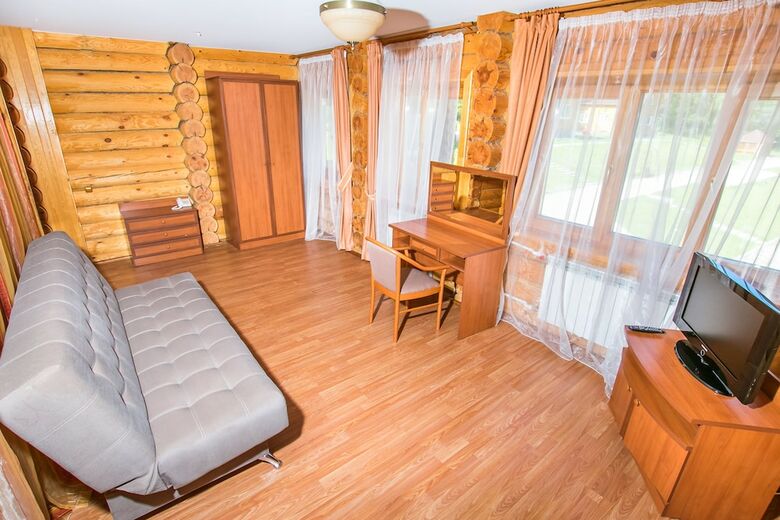 Takmak Spa Hotel