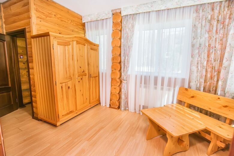 Takmak Spa Hotel