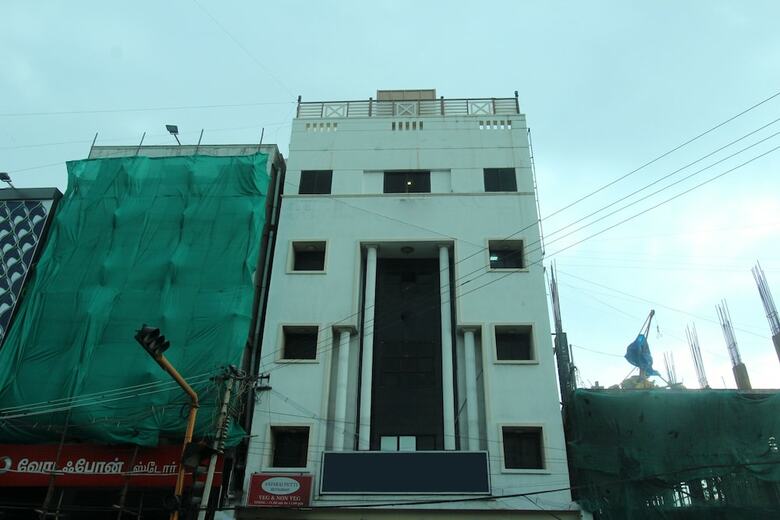 Oyo 26797 Ss Hotels