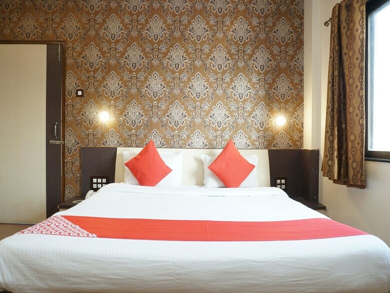 Hotel Oyo 23193 Shiv Sai