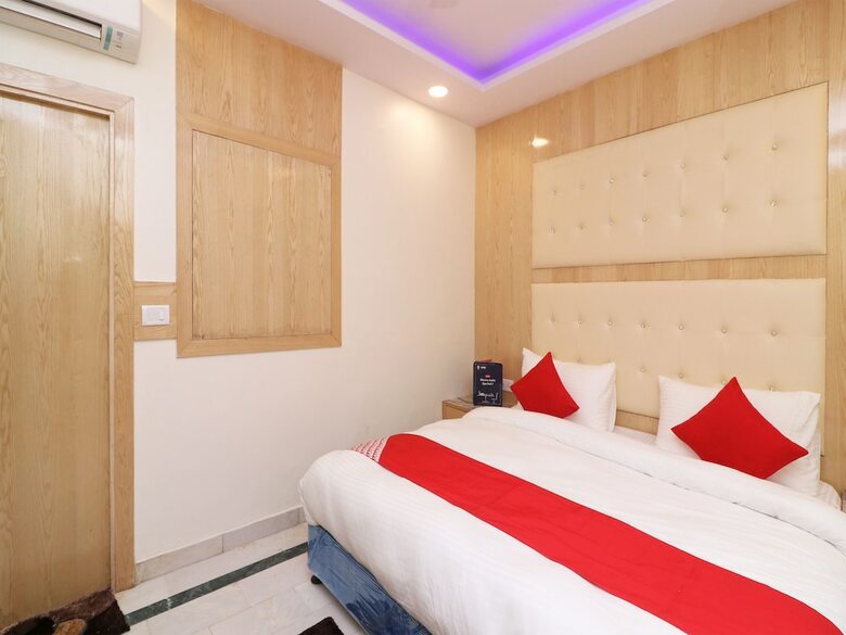 Hotel Oyo 13774 Check In Room