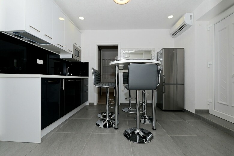 Apartments Julijana