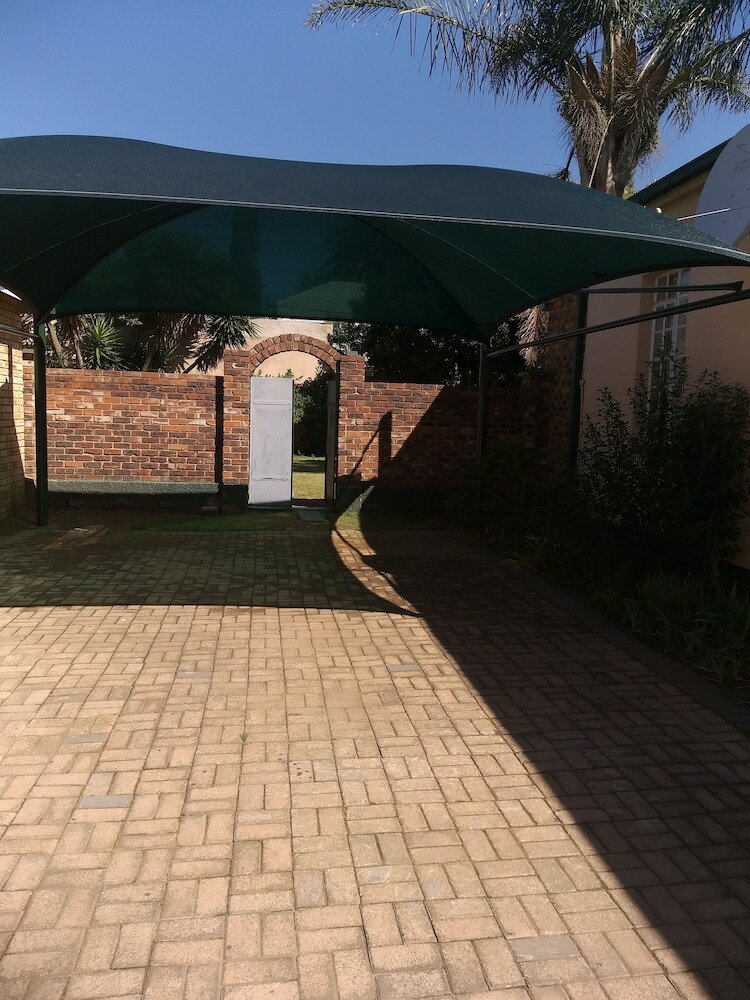 Hotel Gift Holiday Home