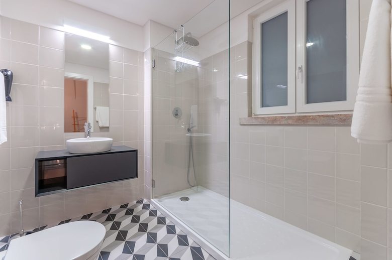 Hotel Nlc Rooms & Suites