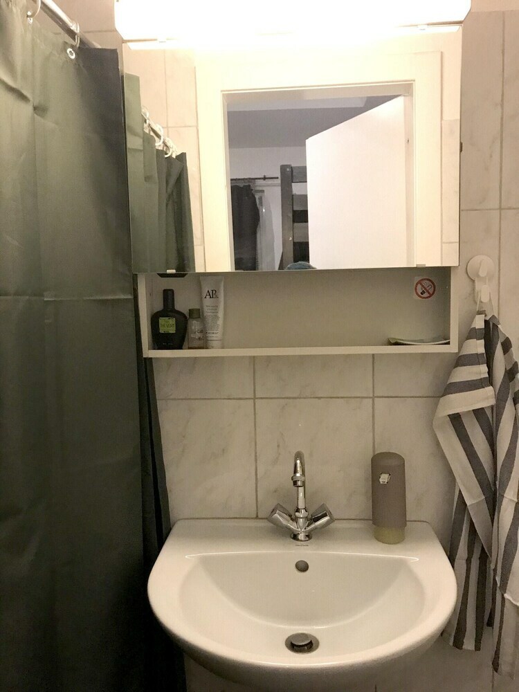 Apartamentos Studio In Neuch�tel, With Wifi