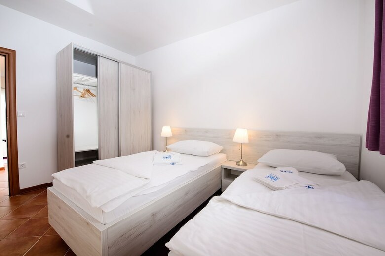 Plavo Nebo Lavanda Apartments