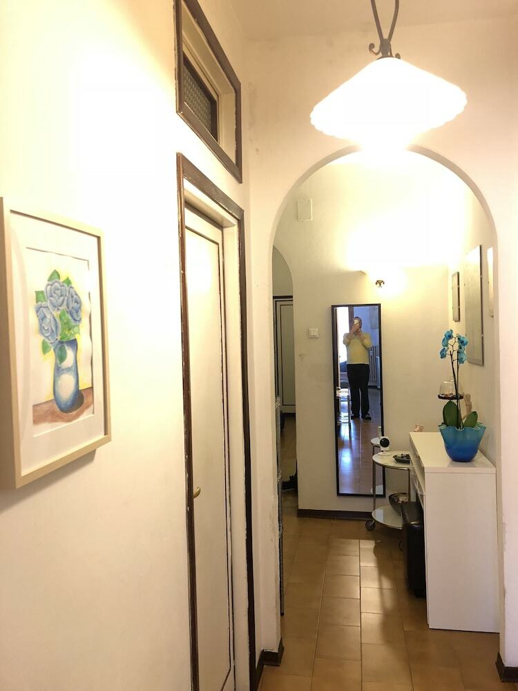 Pampero & Catona House B&B